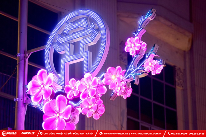 Dịch vụ trang trí cột đèn với đèn led hoa tại Bắc Giang