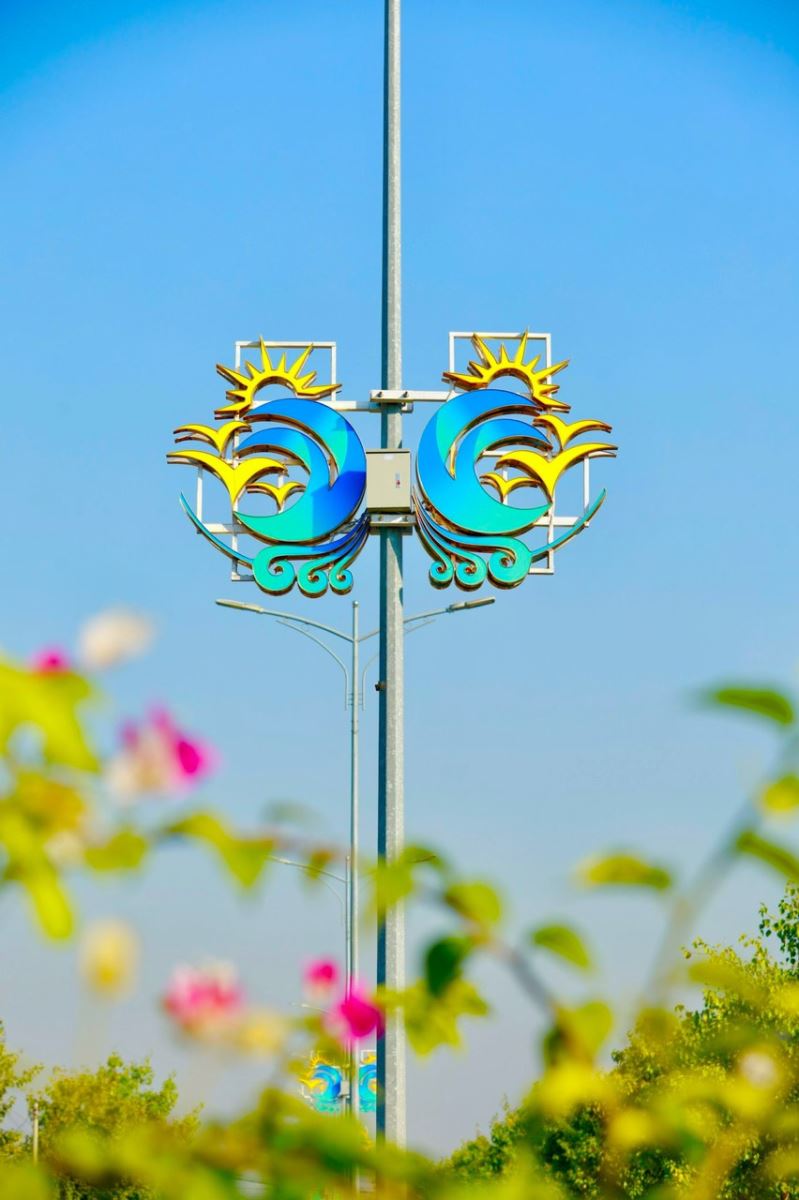 Trang trí vỉa hè đường phố