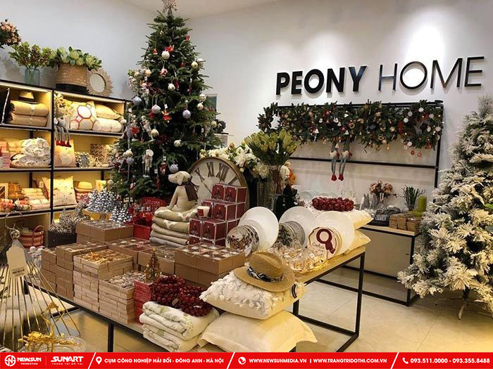  trang trí không gian Noel ấn tượng cho showroom sẽ giúp bạn quảng bá được thương hiệu